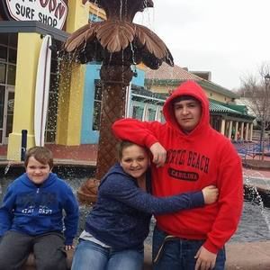 Meet your Posher, Aaron